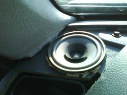 DSC00313.JPG (75.37 КБ) 33270 просмотров Передние динамики 8 см