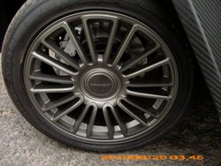 Надпись &quot;Mansory&quot; всегда (!!!) горизонтальна.