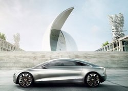 1316117010_mercedes-benz-f125-4.jpg