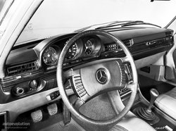 Mercedes-Benz w116_1972-1980_5.jpg